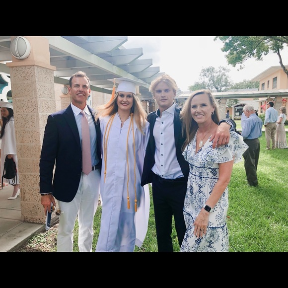 Meet your Posher, Carla - Picture 6 of 6